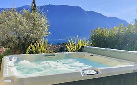 Magic Garden With Jacuzzi-Pool And Luxury Lake Como View